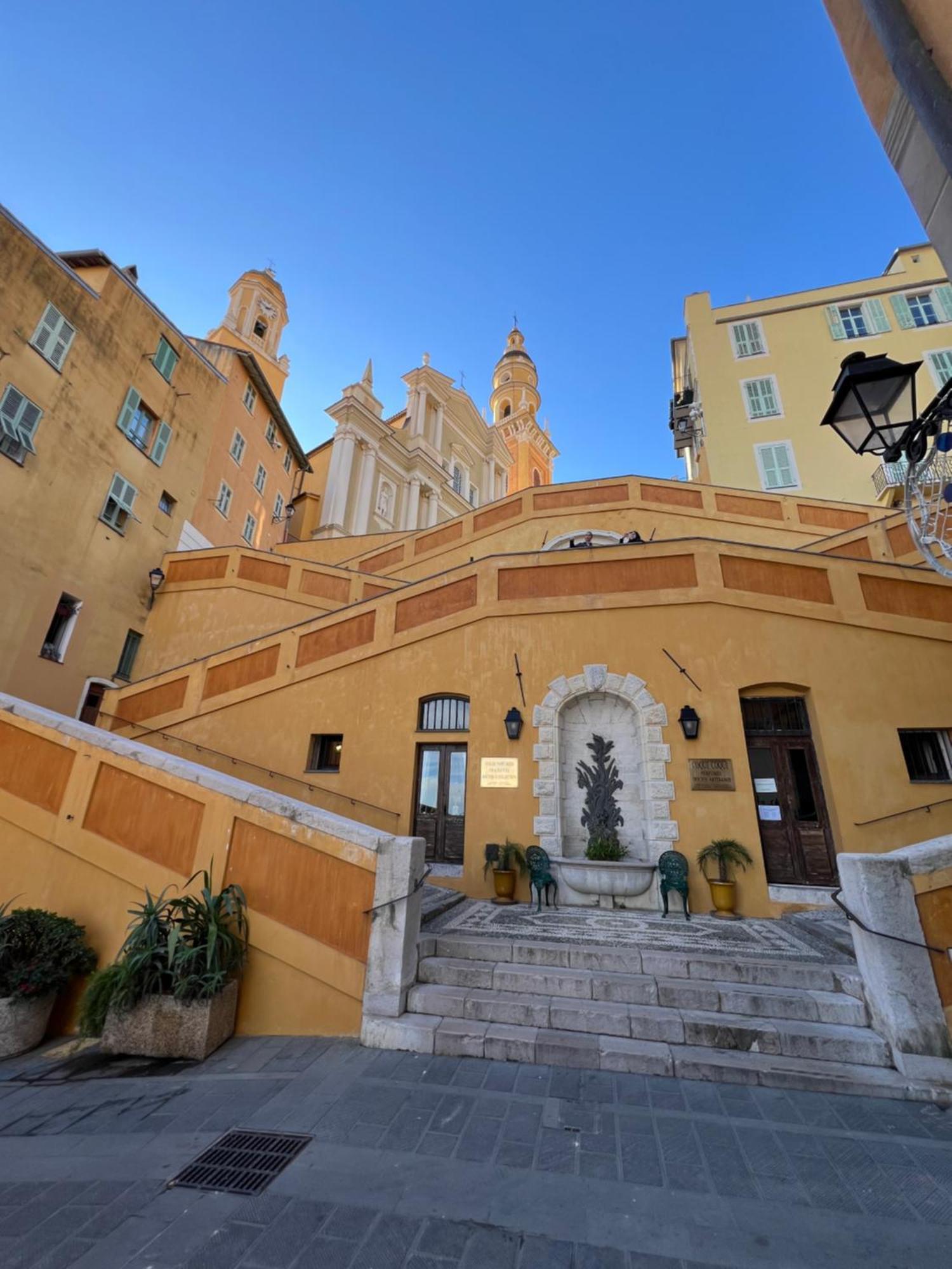 Magnifique Duplex Vue Mer Menton Exterior photo